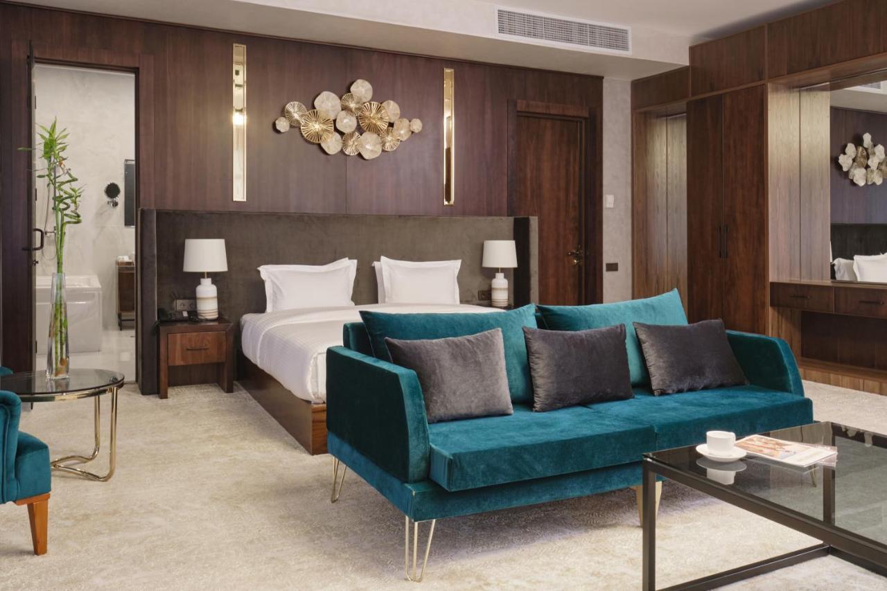 Wyndham Garden Tashkent Hotel Екстериор снимка
