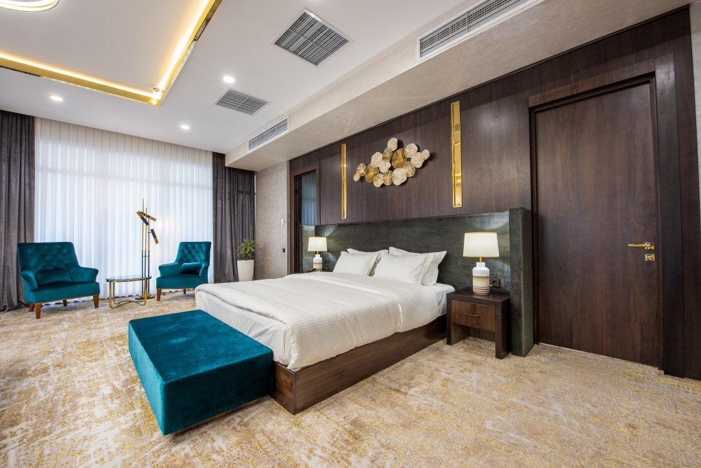 Wyndham Garden Tashkent Hotel Екстериор снимка