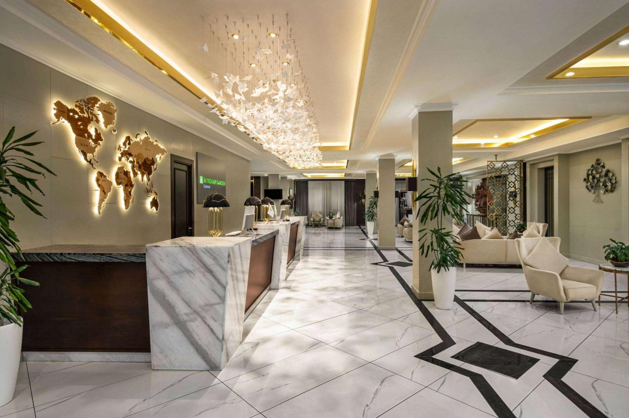 Wyndham Garden Tashkent Hotel Екстериор снимка