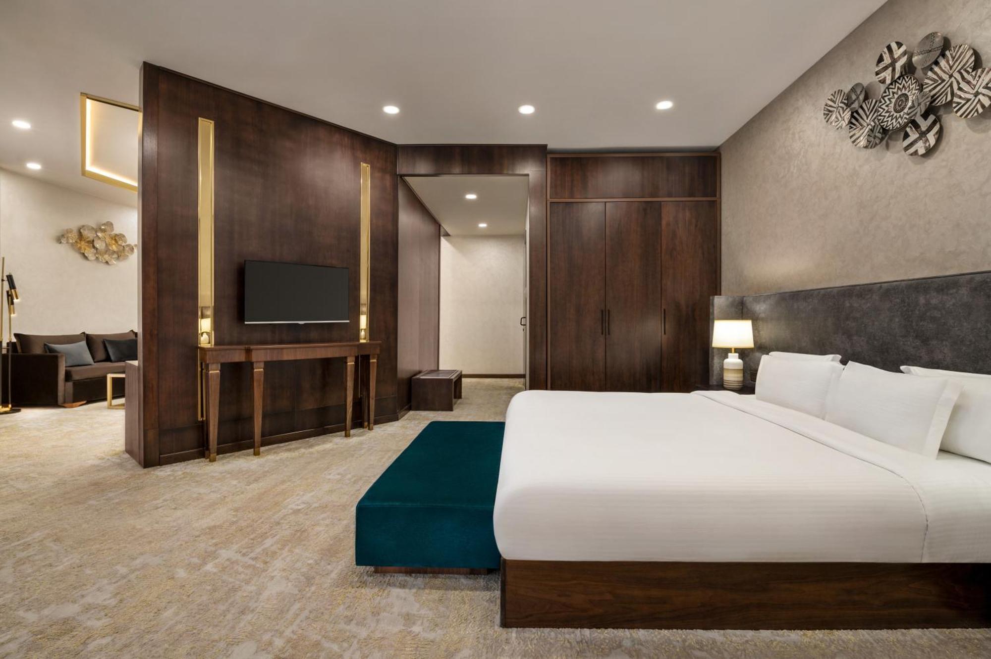 Wyndham Garden Tashkent Hotel Екстериор снимка