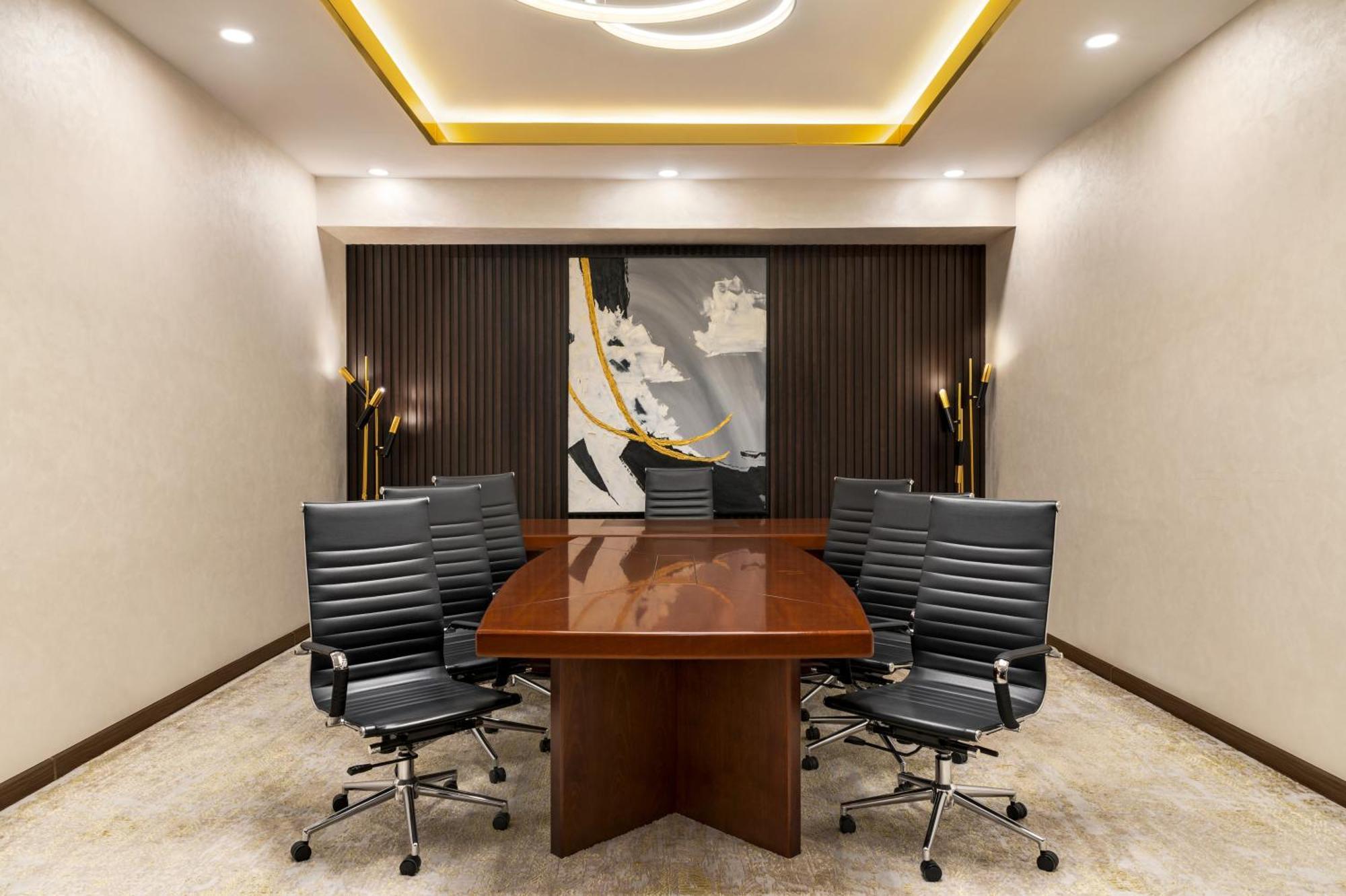 Wyndham Garden Tashkent Hotel Екстериор снимка