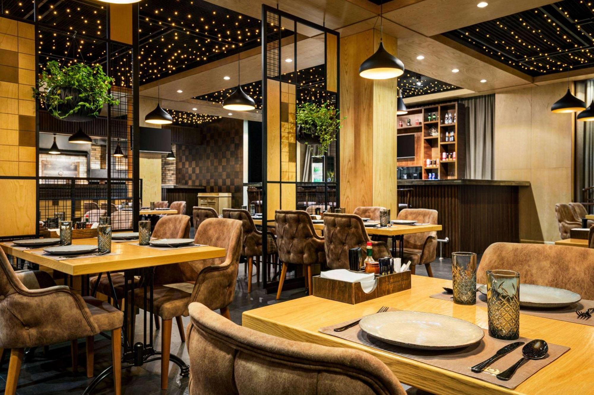 Wyndham Garden Tashkent Hotel Екстериор снимка