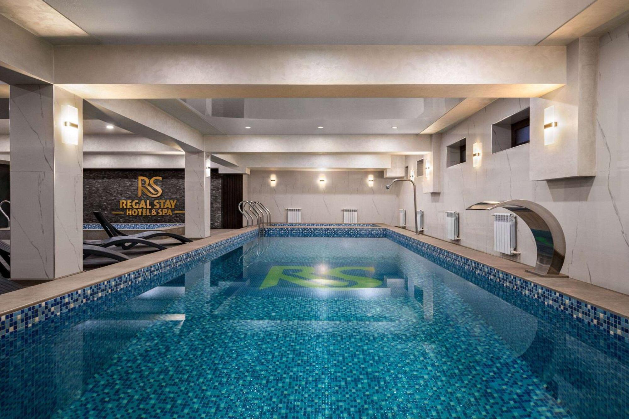 Wyndham Garden Tashkent Hotel Екстериор снимка