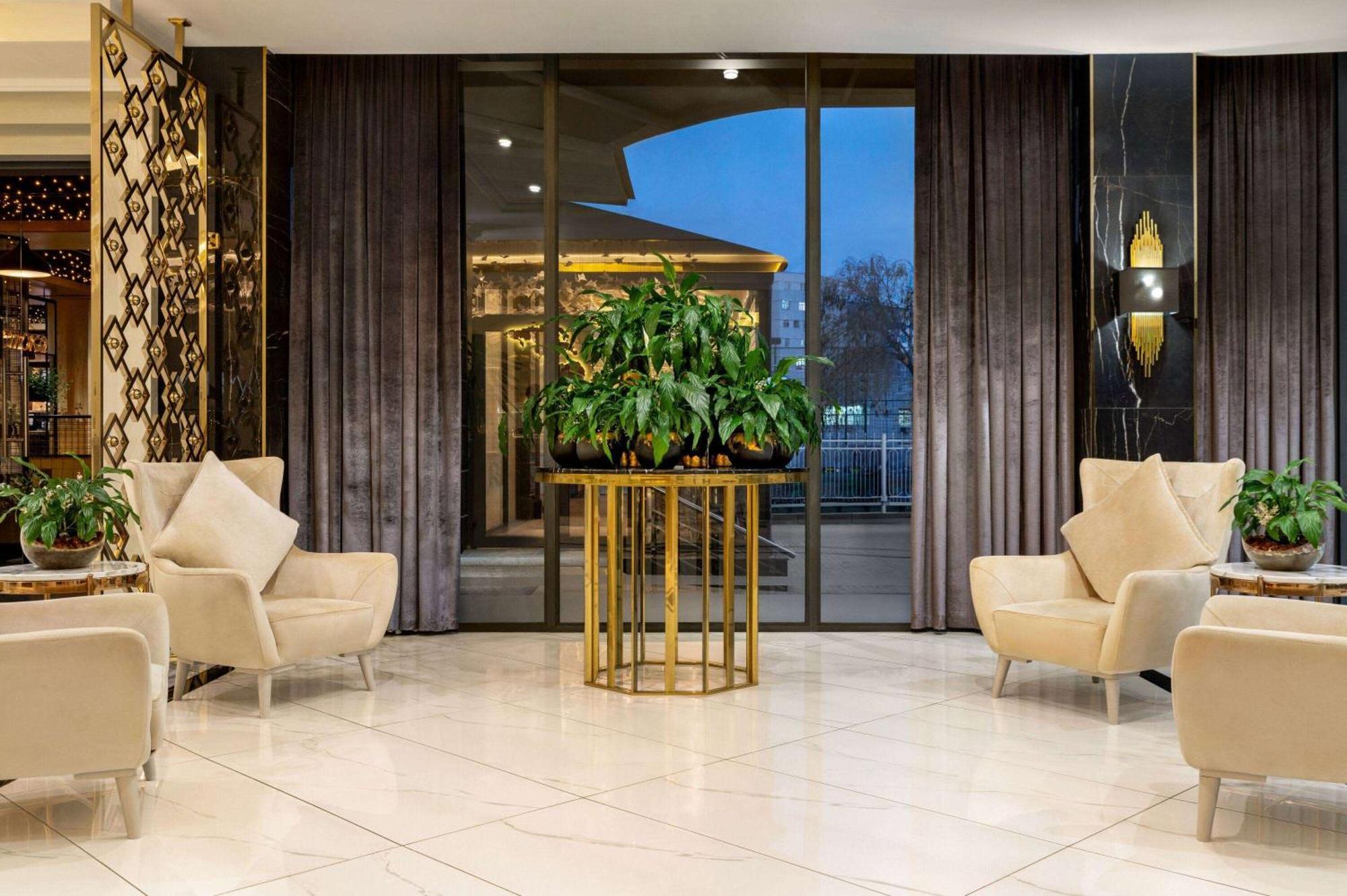 Wyndham Garden Tashkent Hotel Екстериор снимка